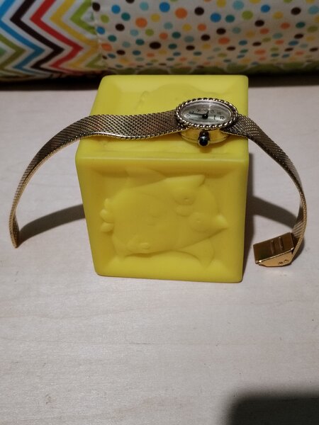 Ceas de dama elvetian Leibundgut cu bratara aurita 18K